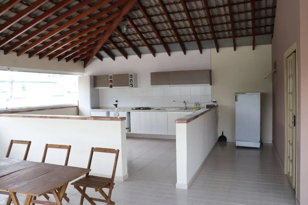 Sobrado, 4 quartos, 280 m² - Foto 2