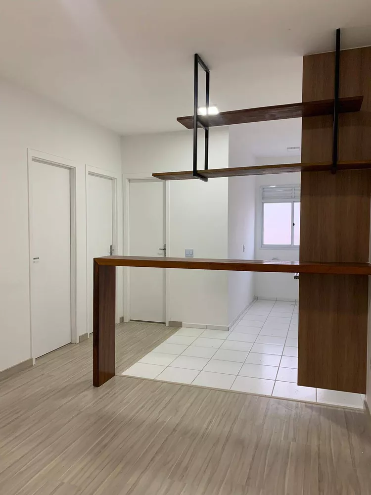 Apartamento à venda com 2 quartos, 45m² - Foto 2