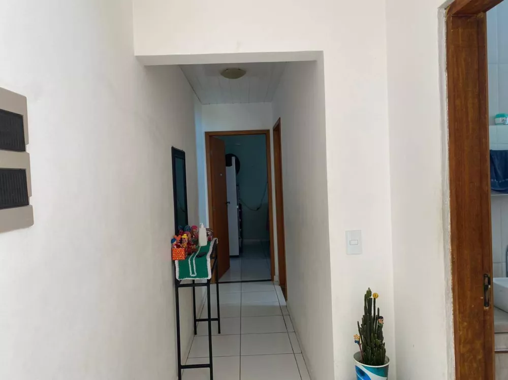 Casa à venda com 2 quartos, 91m² - Foto 3