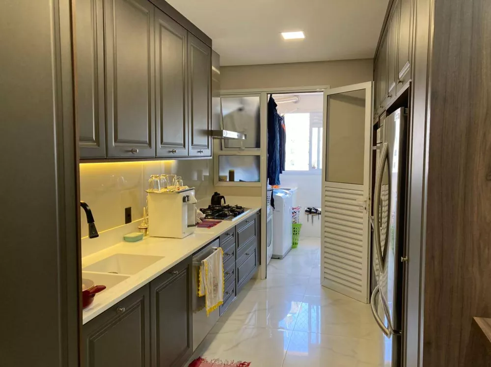 Apartamento à venda com 4 quartos, 300m² - Foto 6