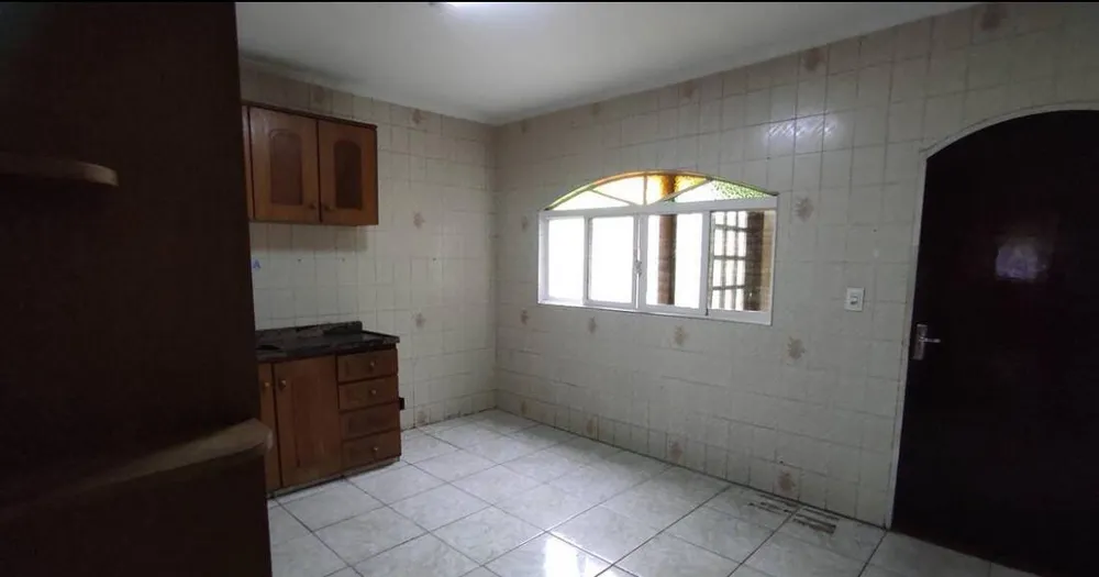 Casa, 2 quartos, 138 m² - Foto 2