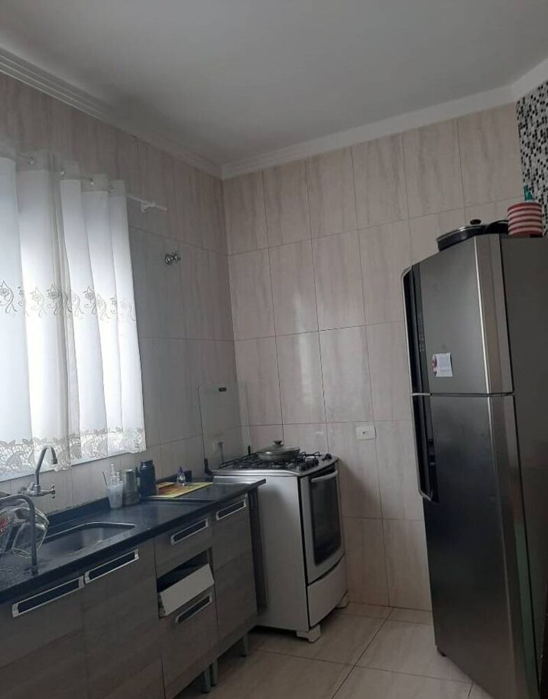 Casa à venda com 3 quartos, 122m² - Foto 1