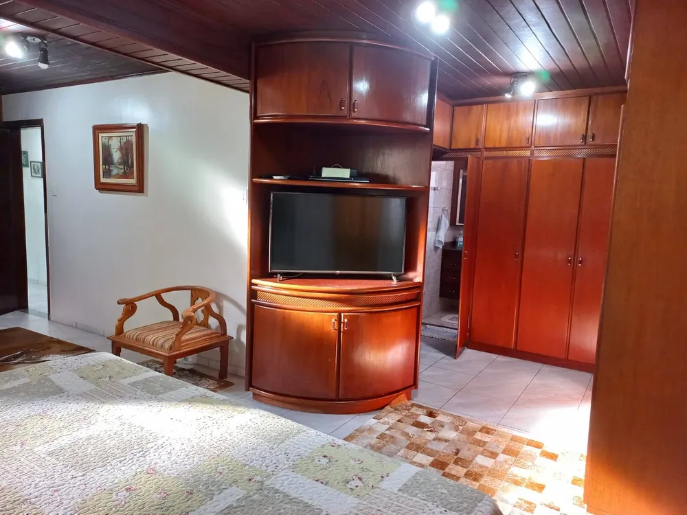 Casa, 4 quartos, 342 m² - Foto 9