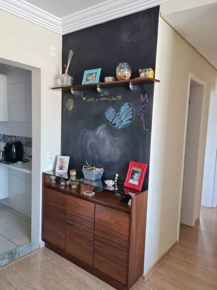 Apartamento à venda com 3 quartos, 80m² - Foto 2