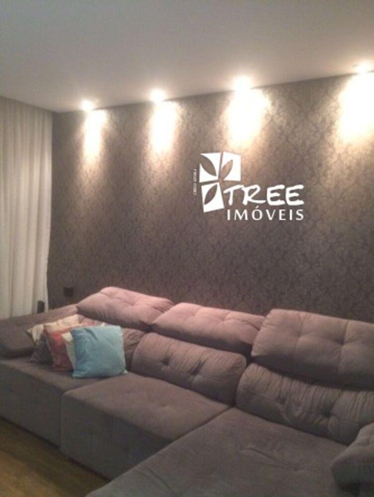 Casa à venda com 3 quartos, 235m² - Foto 4
