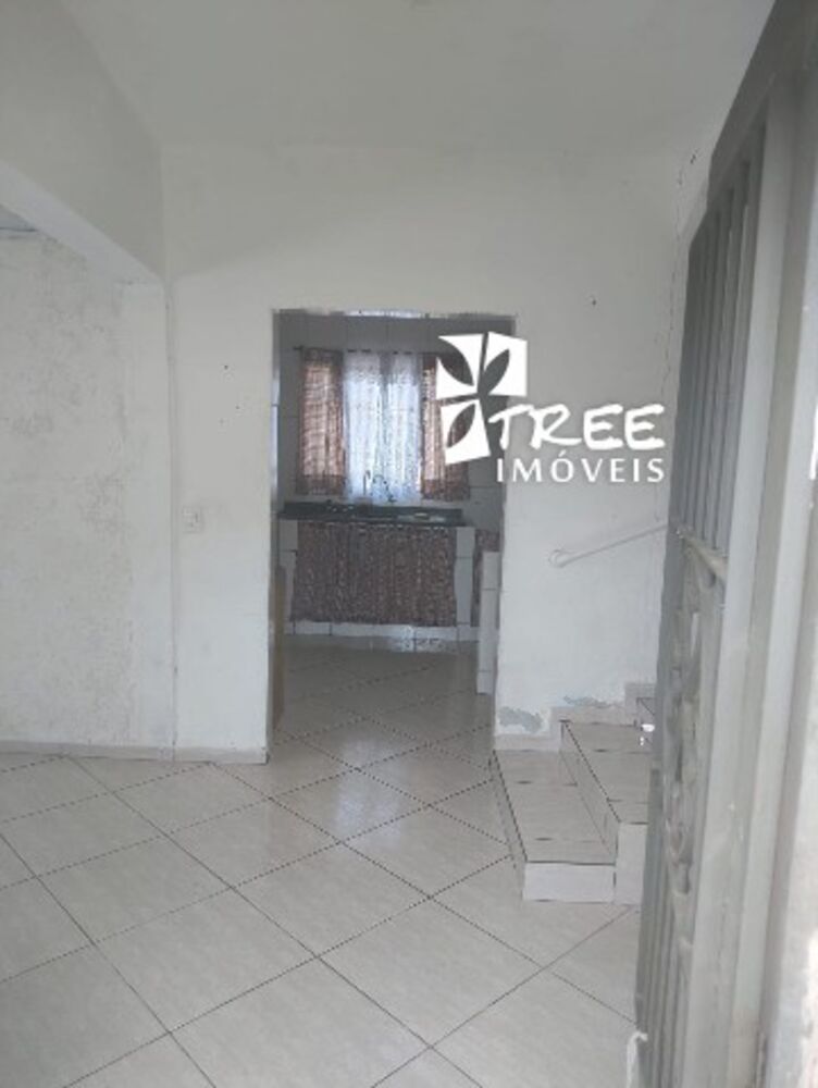 Casa à venda com 3 quartos, 250m² - Foto 1