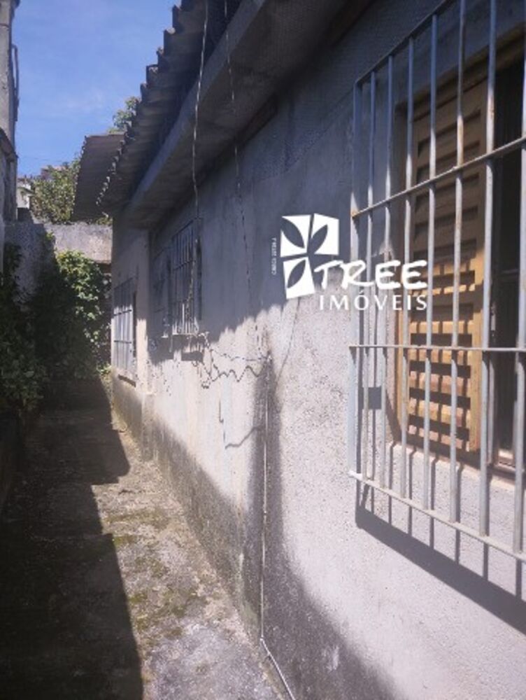Casa à venda com 3 quartos, 250m² - Foto 11