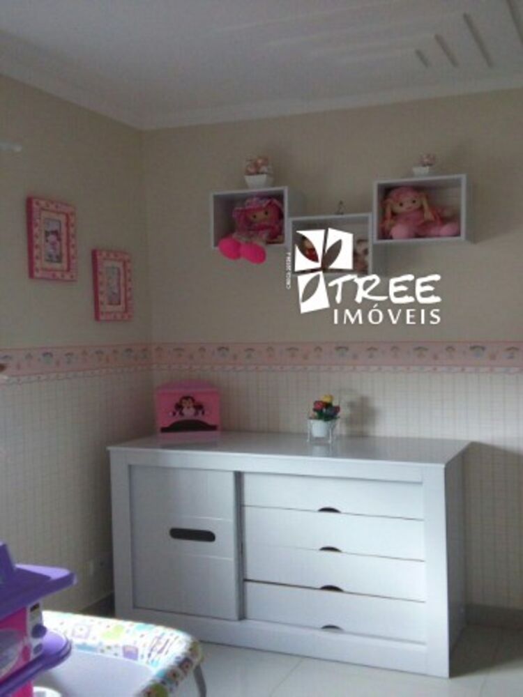 Casa, 4 quartos, 270 m² - Foto 4