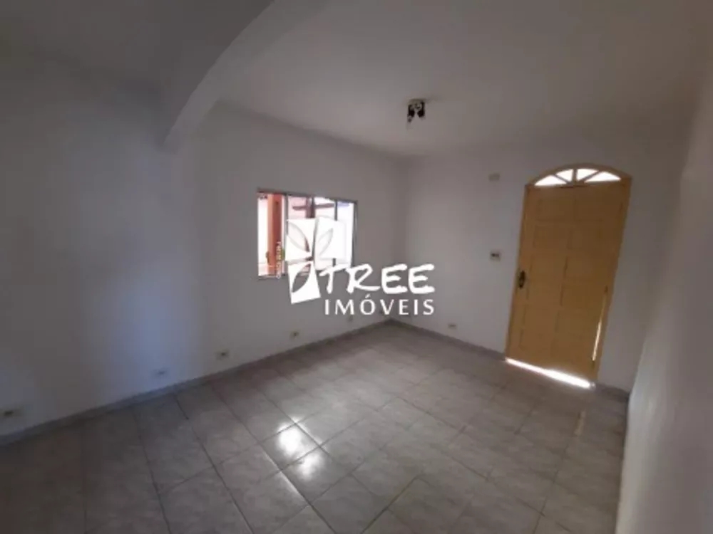 Casa à venda com 4 quartos, 176m² - Foto 2