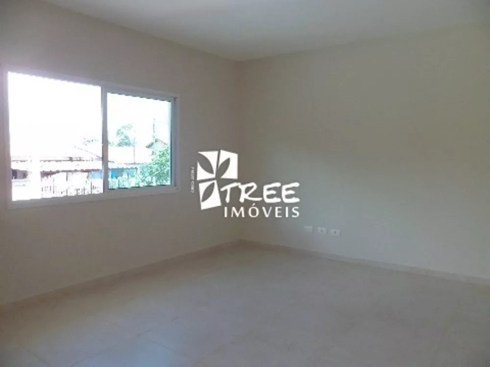 Casa à venda com 3 quartos, 140m² - Foto 2