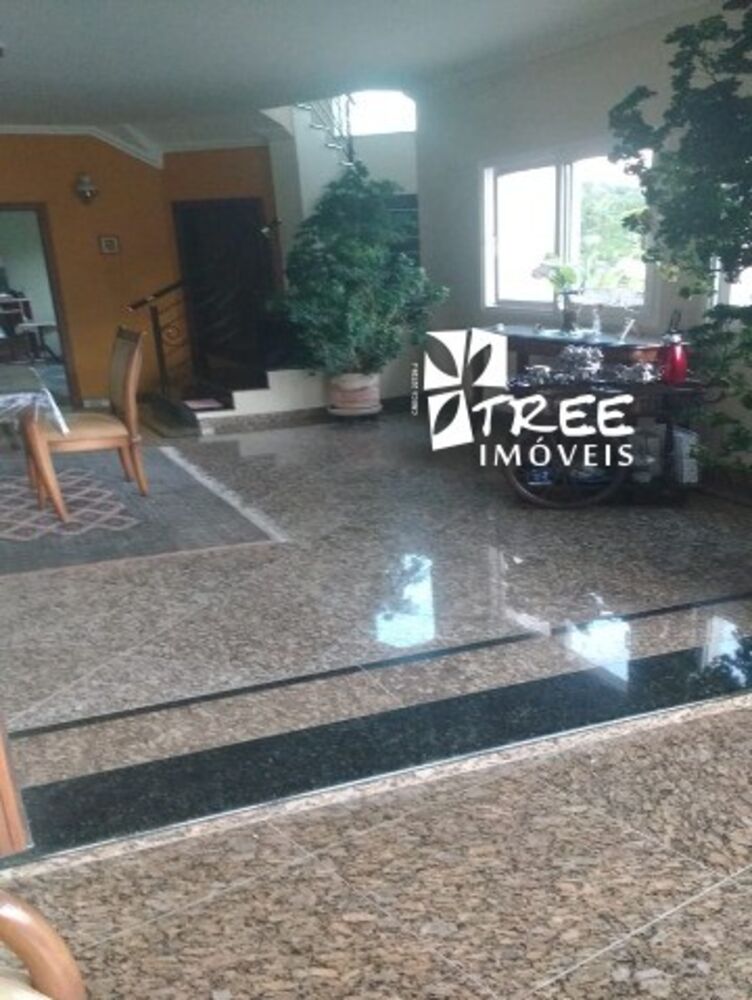 Casa à venda com 5 quartos, 570m² - Foto 4