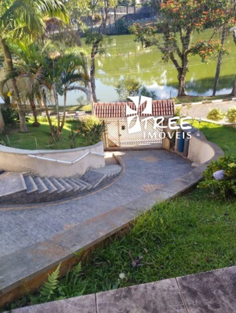 Casa à venda com 5 quartos, 570m² - Foto 3