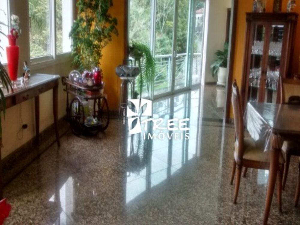 Casa à venda com 5 quartos, 570m² - Foto 6