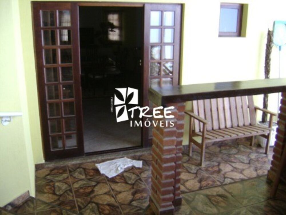 Casa à venda com 4 quartos, 220m² - Foto 6