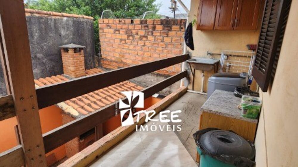 Casa à venda com 2 quartos, 125m² - Foto 8