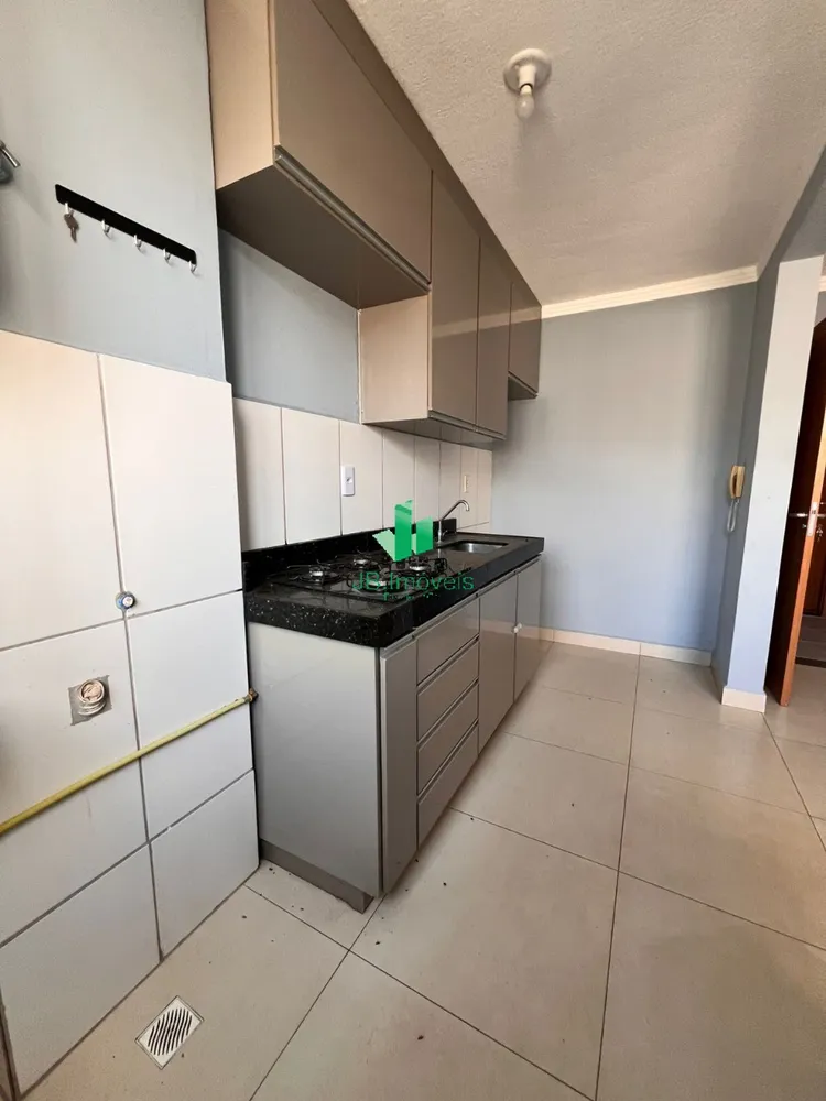 Apartamento, 2 quartos, 40 m² - Foto 2