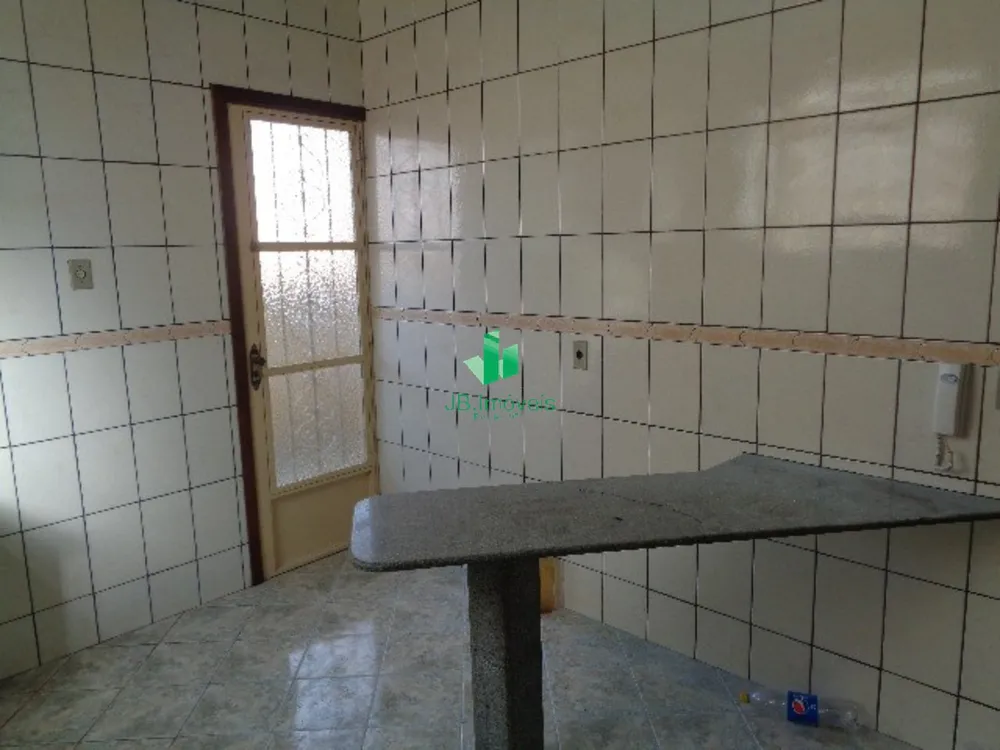 Casa, 3 quartos, 215 m² - Foto 11