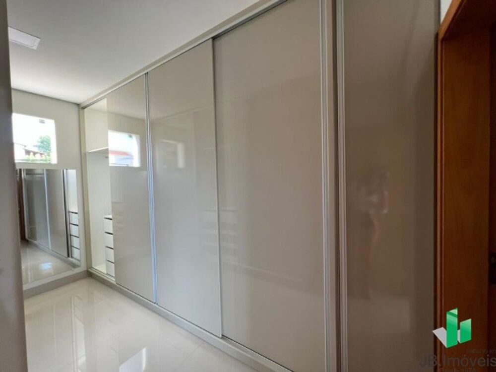 Casa à venda com 3 quartos, 300m² - Foto 6