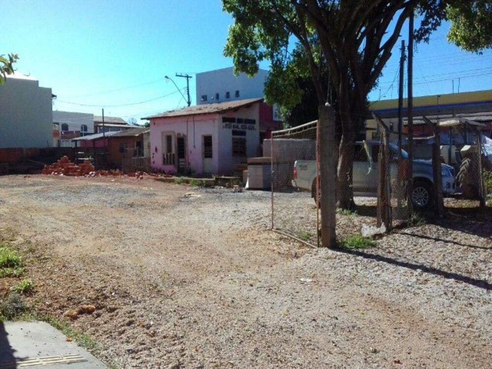 Loteamento e Condomínio para alugar, 1200m² - Foto 1