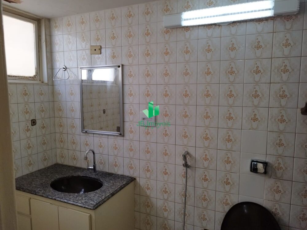 Apartamento para alugar com 3 quartos, 111m² - Foto 3
