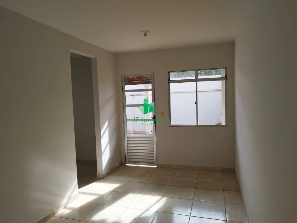 Casa, 3 quartos, 45 m² - Foto 2