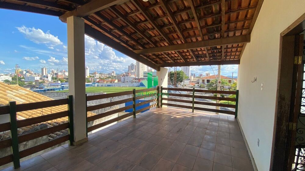 Casa, 4 quartos - Foto 2