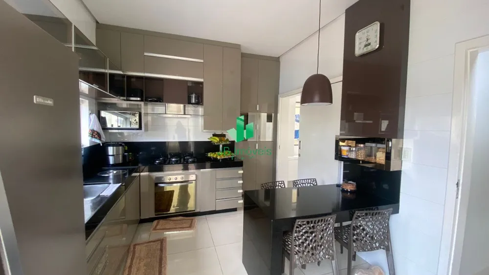 Casa, 4 quartos - Foto 2
