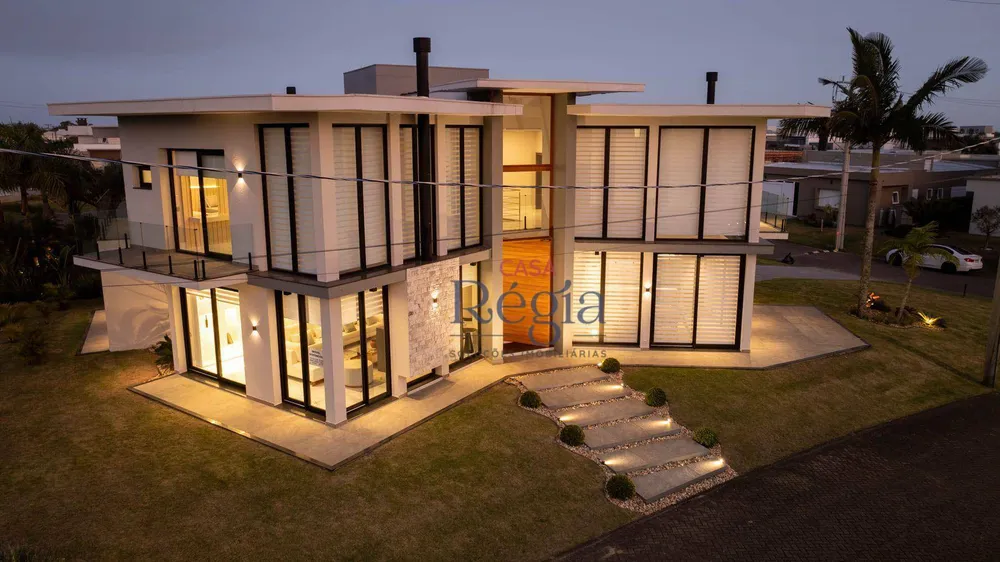 Casa de Condomínio, 5 quartos - Foto 1