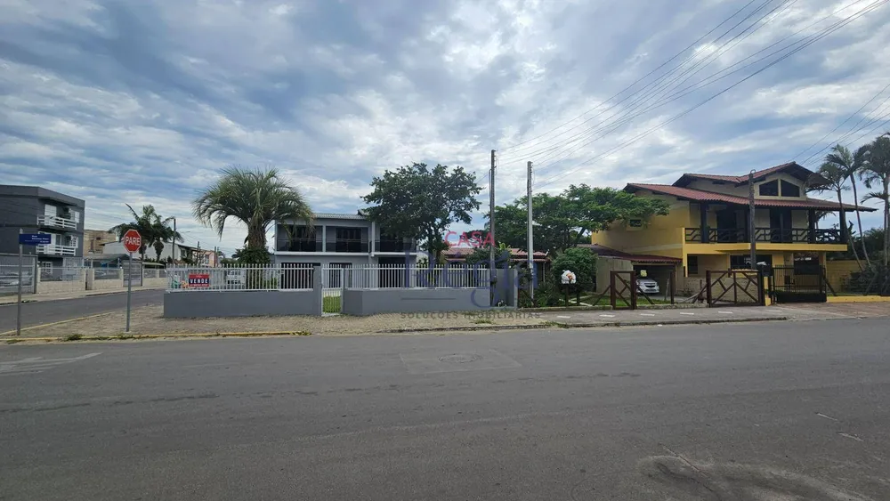 Casa, 5 quartos, 220 m² - Foto 3