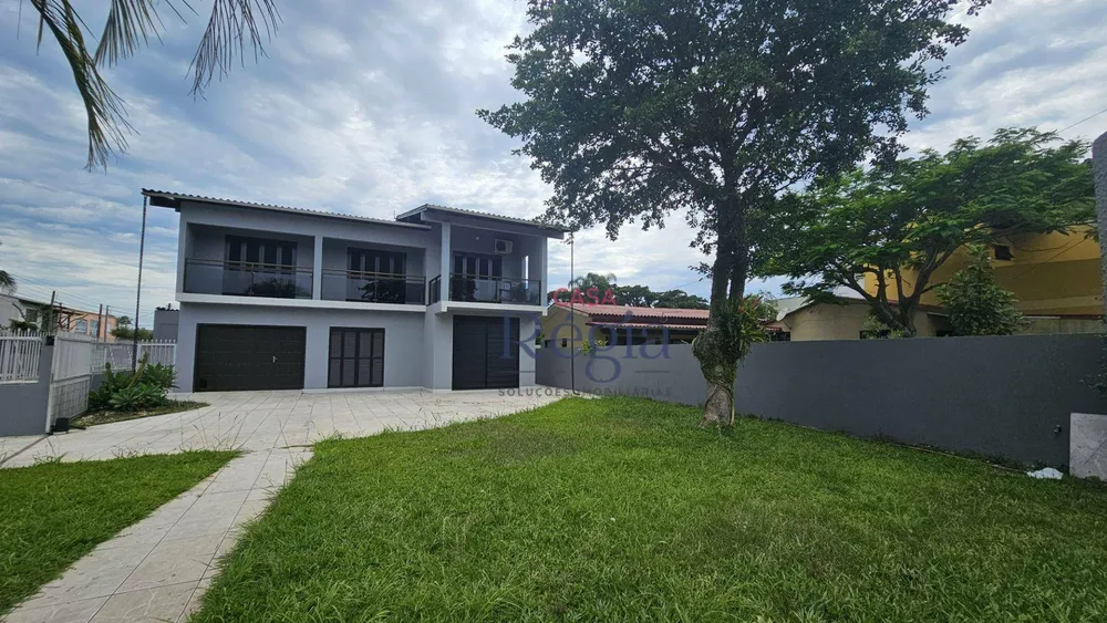 Casa, 5 quartos, 220 m² - Foto 2