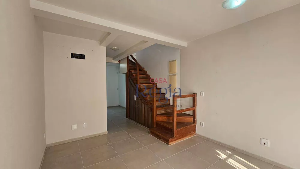 Casa de Condomínio à venda com 2 quartos, 79m² - Foto 2