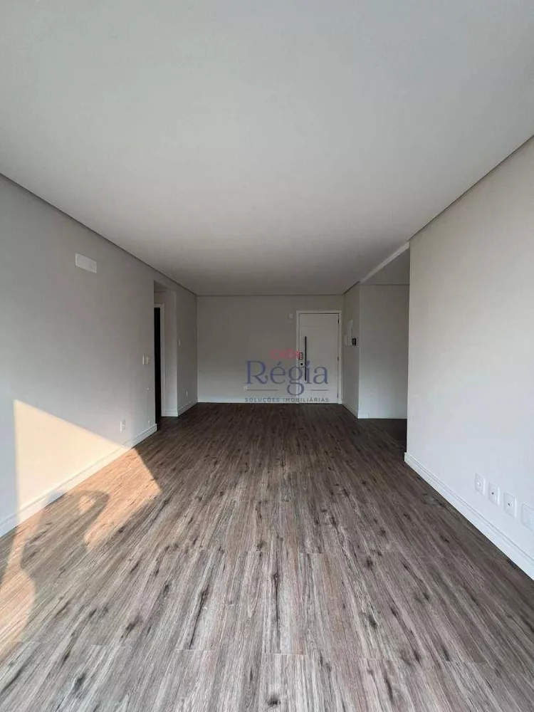 Apartamento à venda com 2 quartos, 111m² - Foto 8