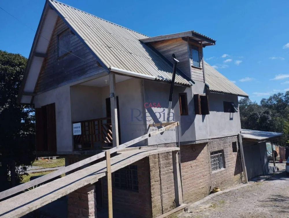 Casa, 4 quartos, 235 m² - Foto 1