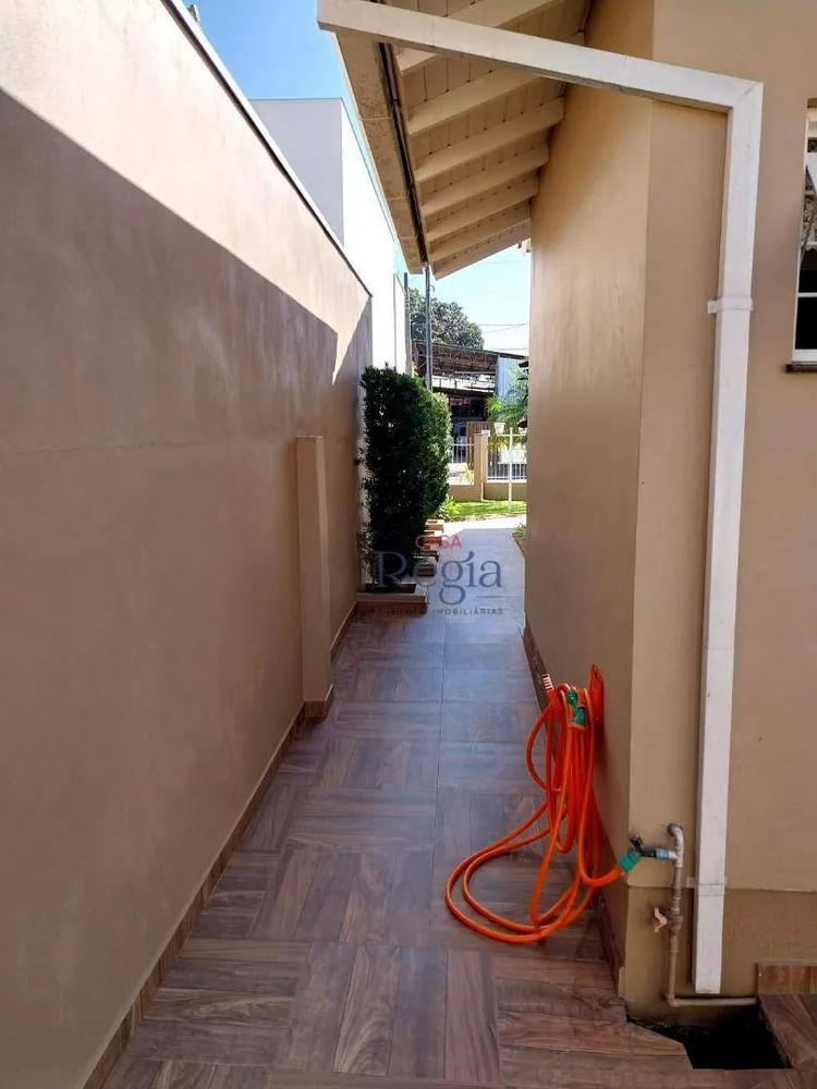 Casa, 3 quartos, 240 m² - Foto 32