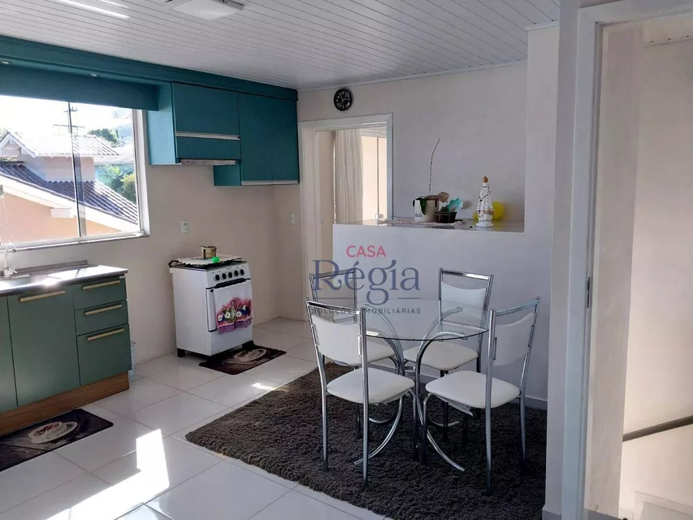 Casa à venda com 3 quartos, 240m² - Foto 17