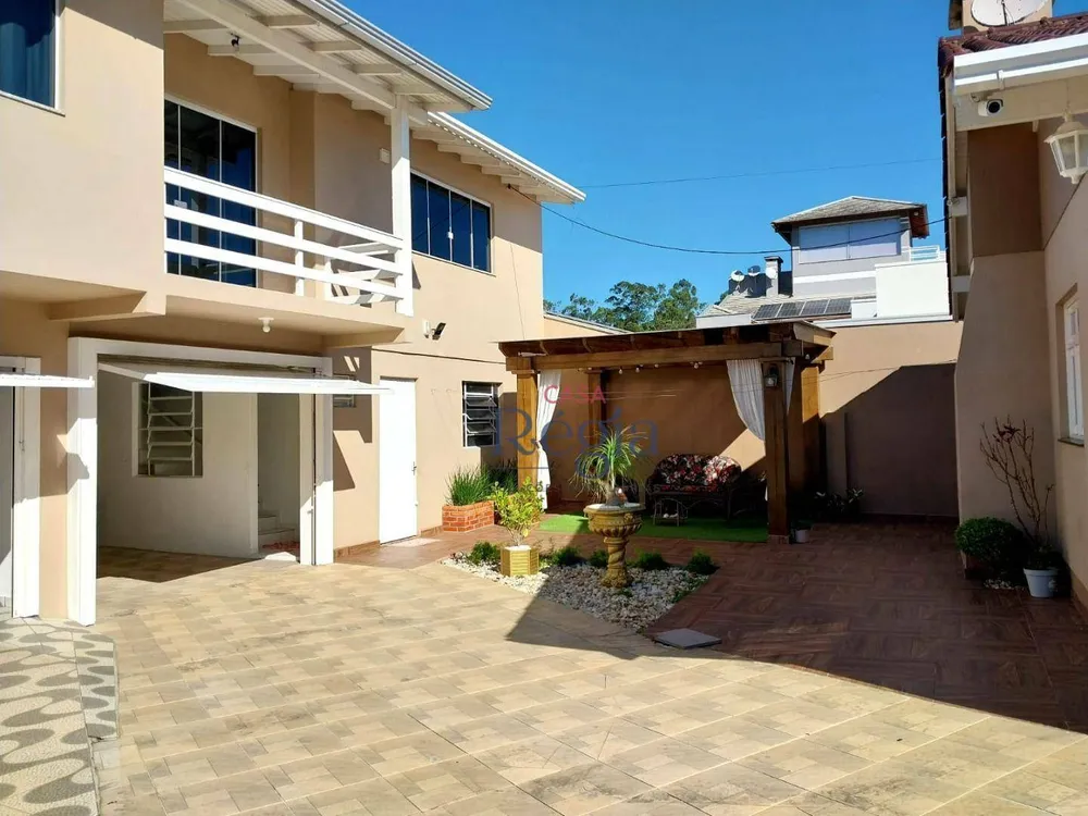 Casa, 3 quartos, 240 m² - Foto 29