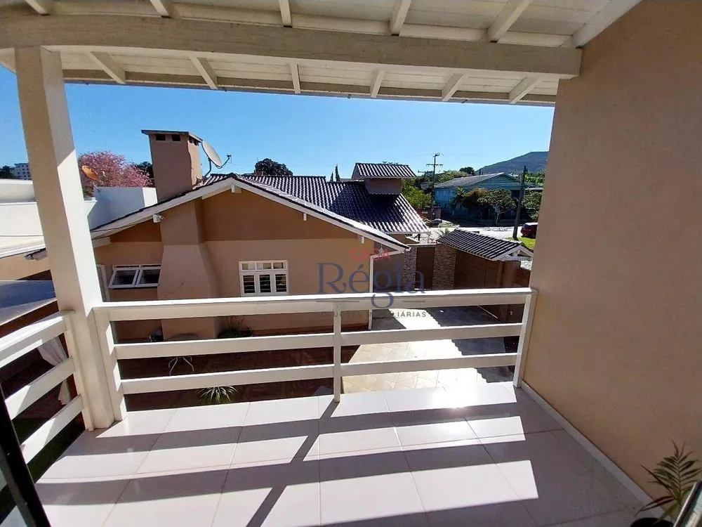 Casa, 3 quartos, 240 m² - Foto 21