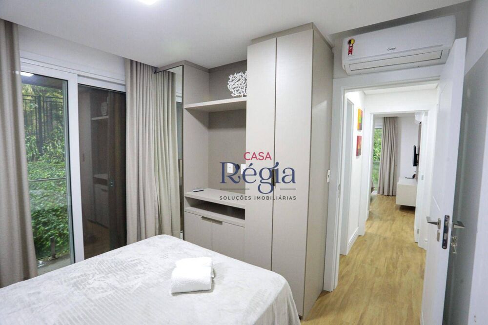 Apartamento à venda com 2 quartos, 72m² - Foto 4
