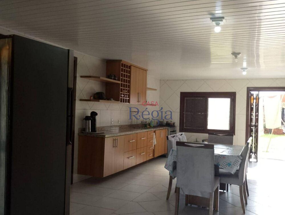 Casa, 6 quartos, 264 m² - Foto 2