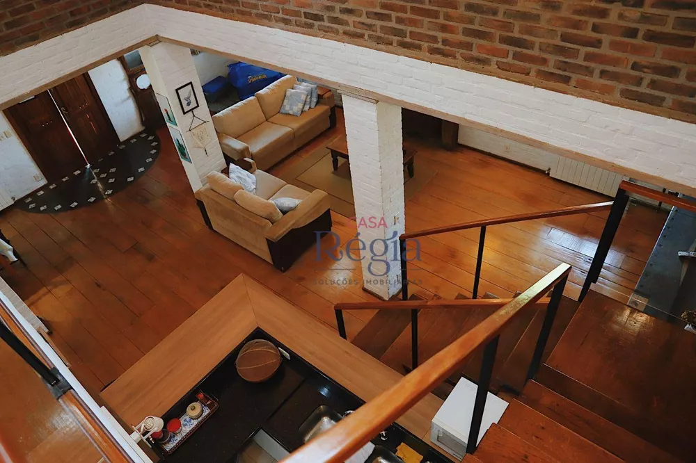 Casa à venda com 3 quartos, 236m² - Foto 15