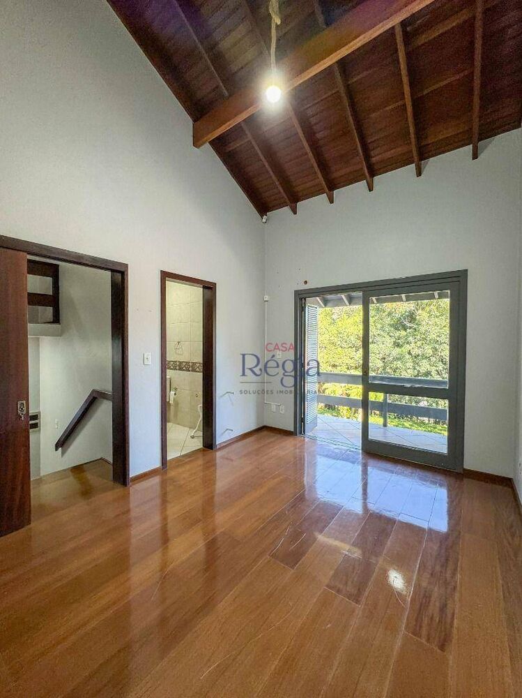 Casa, 3 quartos, 137 m² - Foto 2