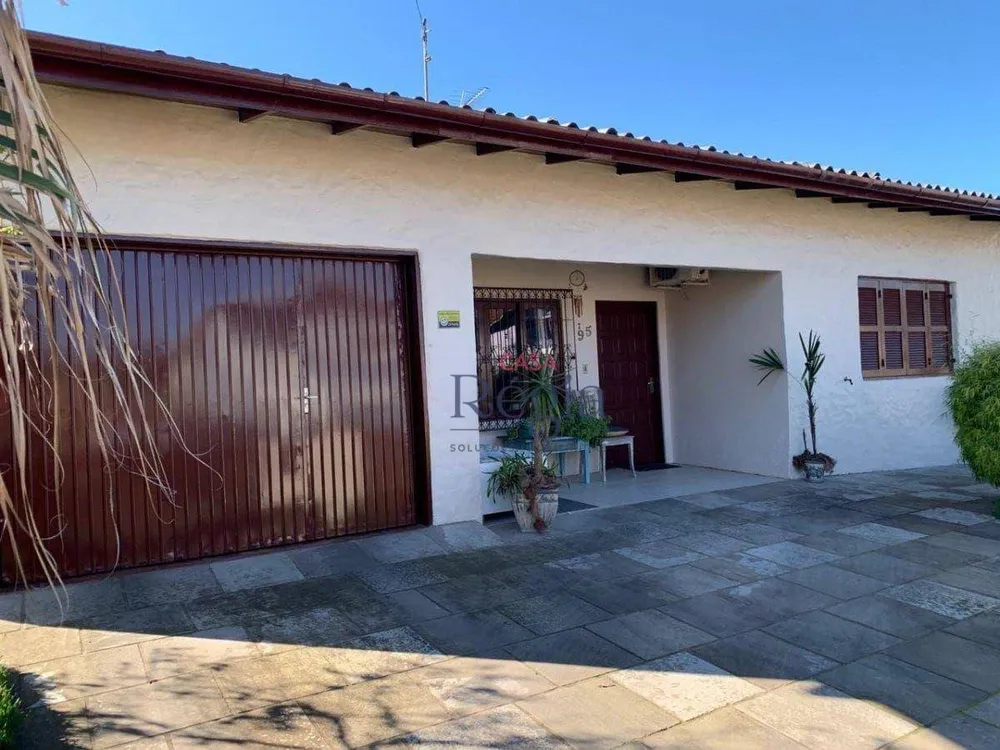 Casa, 3 quartos, 202 m² - Foto 1