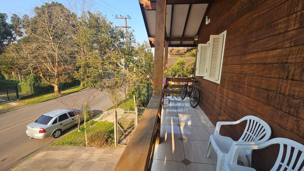 Casa à venda com 4 quartos, 163m² - Foto 1