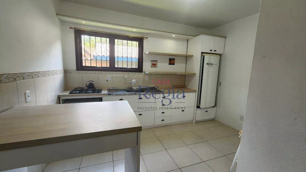 Casa à venda com 2 quartos, 59m² - Foto 5