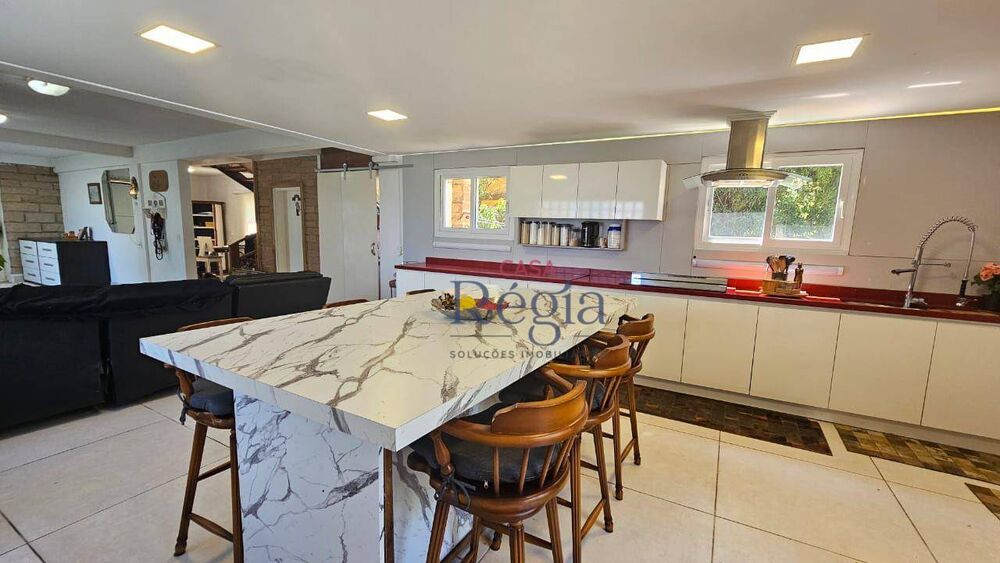 Casa de Condomínio à venda e aluguel com 4 quartos, 315m² - Foto 14
