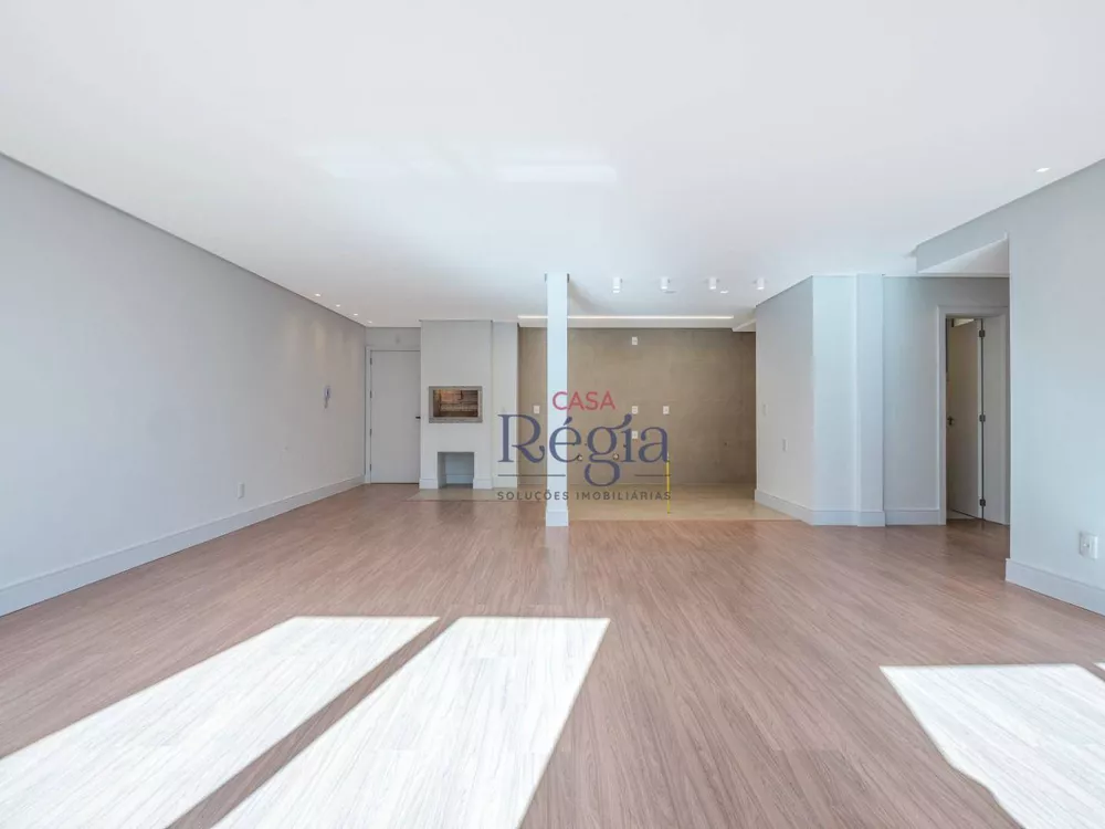 Apartamento à venda com 3 quartos, 200m² - Foto 7