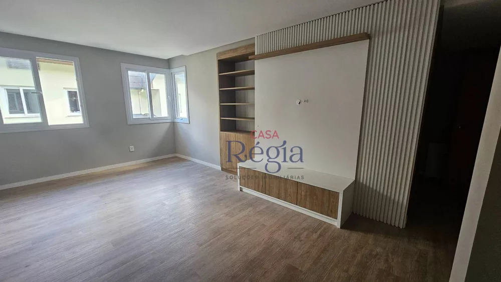 Apartamento à venda com 2 quartos, 68m² - Foto 2