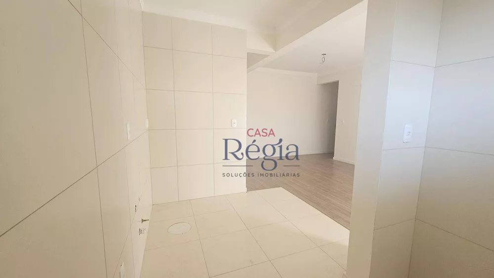 Apartamento à venda com 2 quartos, 76m² - Foto 4