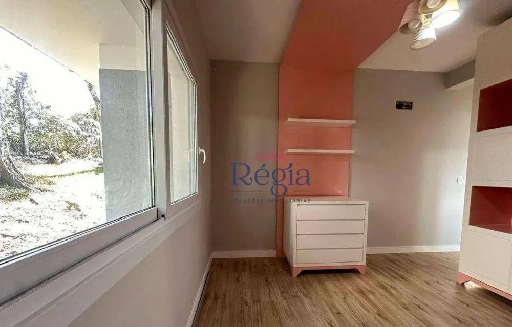 Casa, 3 quartos, 246 m² - Foto 2