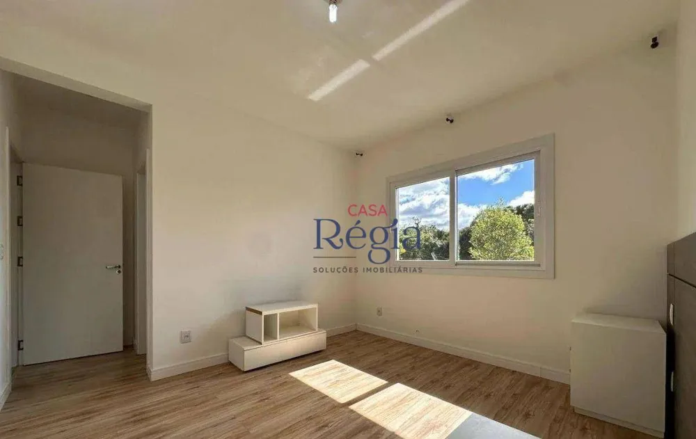 Casa, 3 quartos, 246 m² - Foto 4